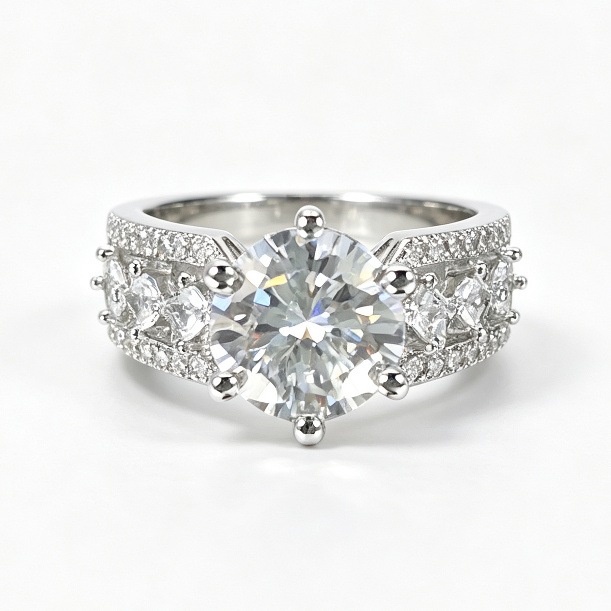 The Princess's Beloved round-cut moissanite ring on hand — AUMIRE JEWEL